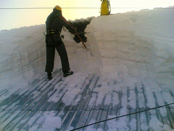 Уборка снега цена в Тосно